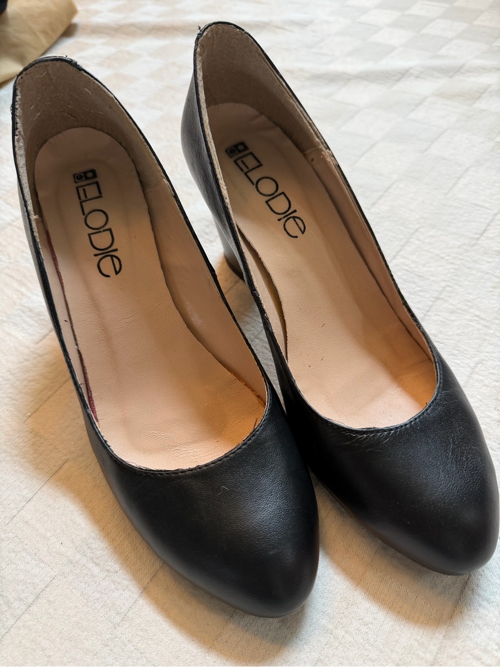 Elodie Black Round-Toe Women's Heels